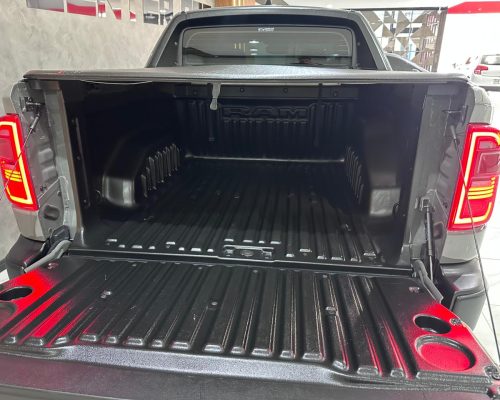 WhatsApp Image 2026-01-21 at 15.31.47 (1)